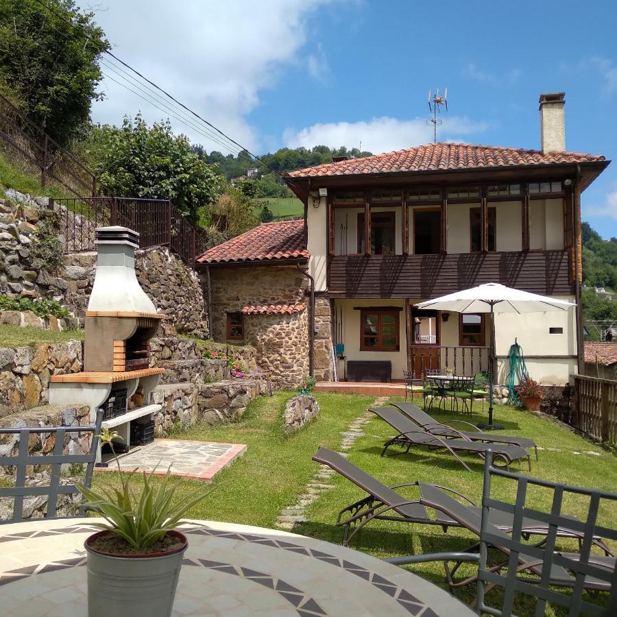 דירות ריוסה Casona Angliru מראה חיצוני תמונה